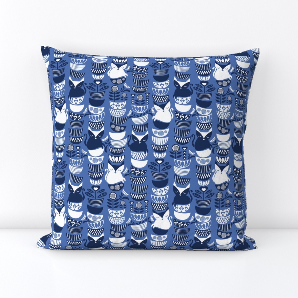 Small scale // Swedish folk cats // indigo blue background navy & white flowers bowls & cute kitties