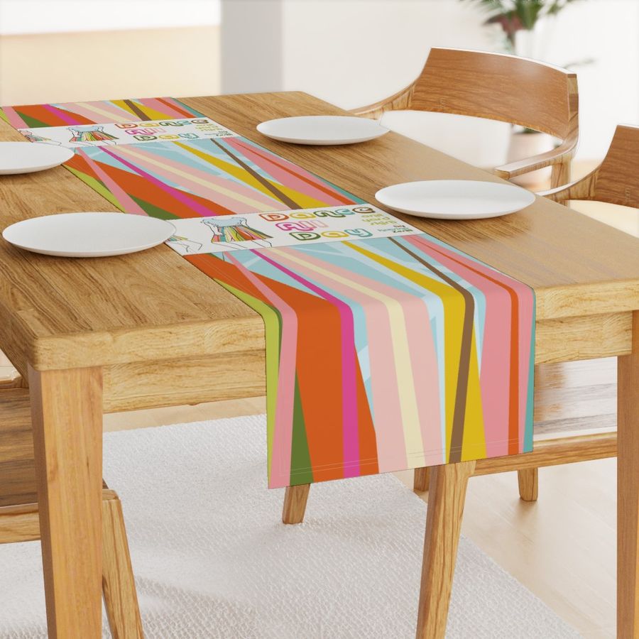 HOME_GOOD_TABLE_RUNNER