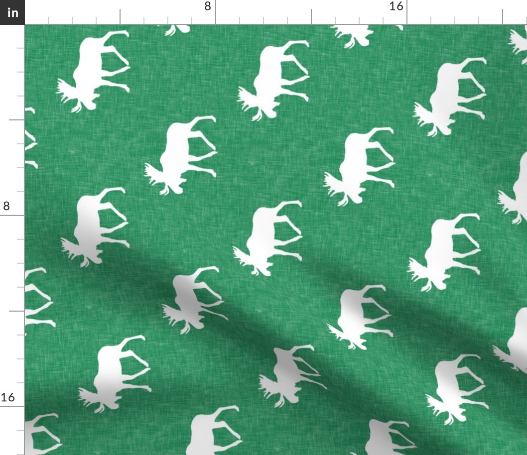 moose on green linen (90)