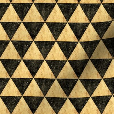 Triangle Quilt // Black Luxe