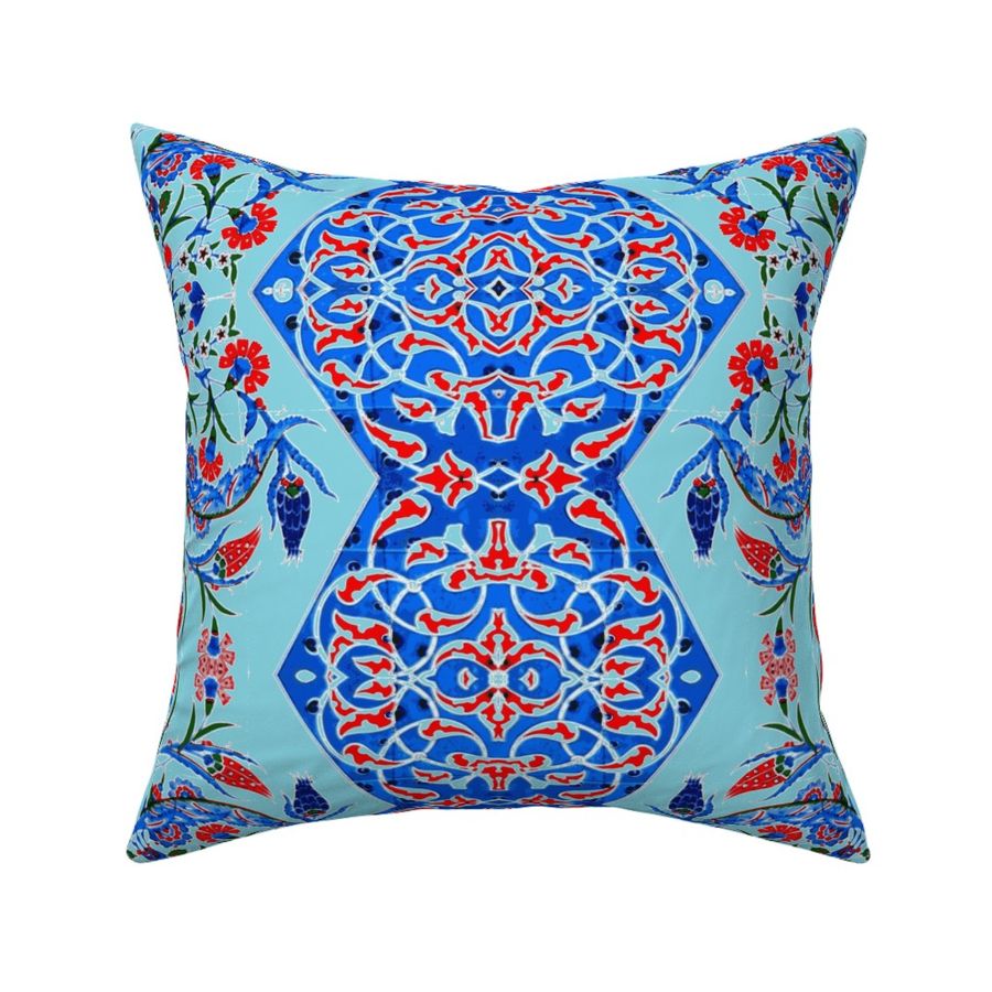 HOME_GOOD_SQUARE_THROW_PILLOW