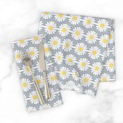 Summer Daisy Chain Yellow,gray,white