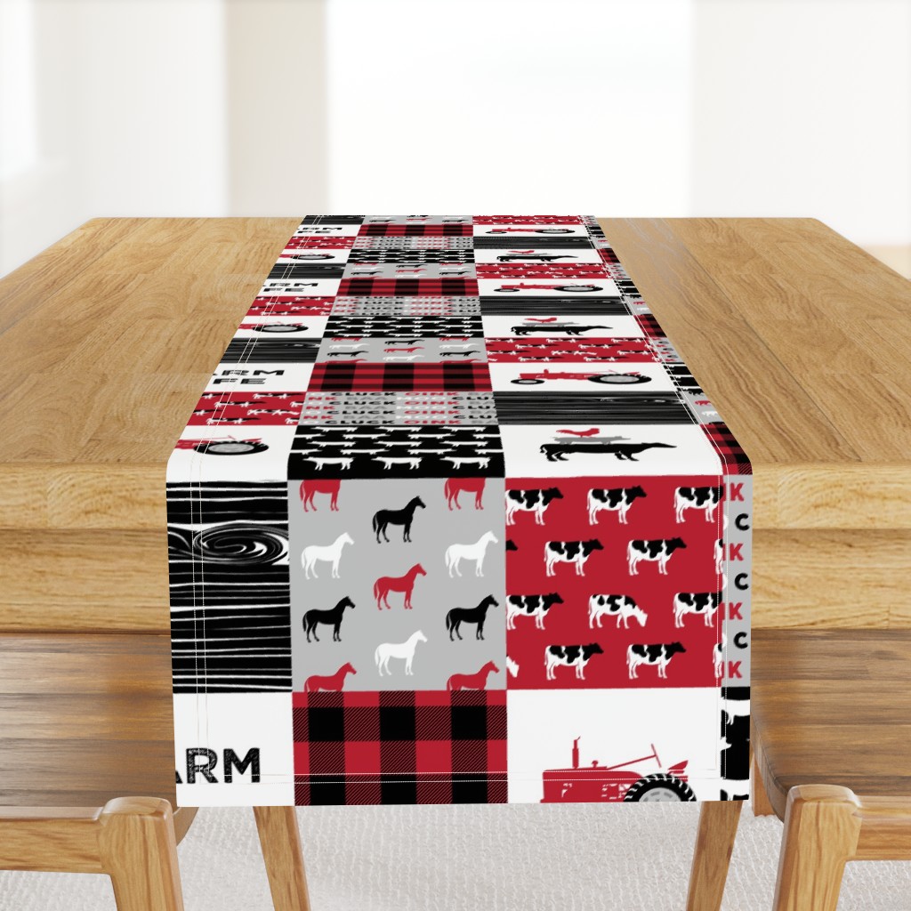 farm life wholecloth - black and red woodgrain