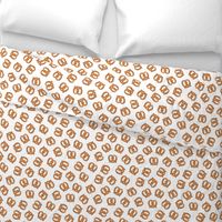 soft pretzels (white) - food fabric
