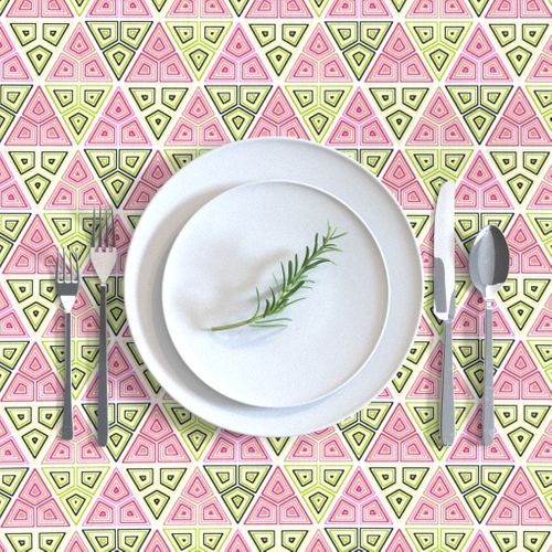 HOME_GOOD_RECTANGULAR_TABLE_CLOTH