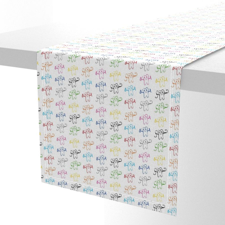 HOME_GOOD_TABLE_RUNNER