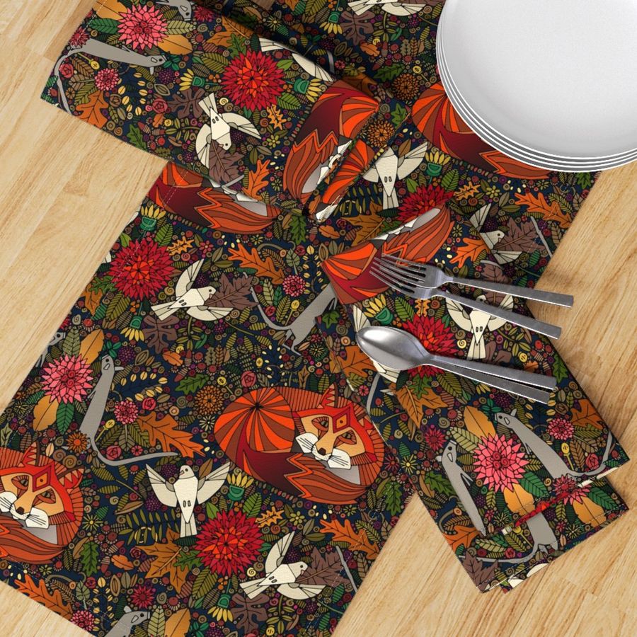 HOME_GOOD_TABLE_RUNNER