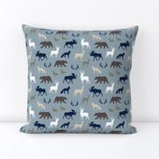 (small scale) woodland animals - rustic woods blue