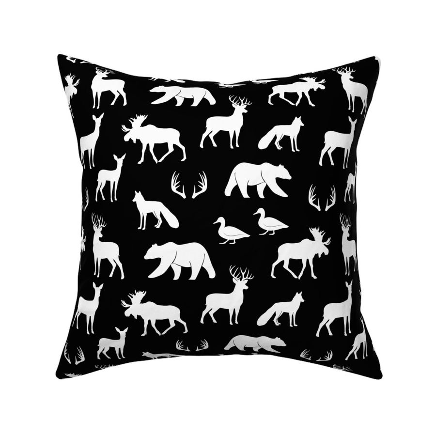 HOME_GOOD_SQUARE_THROW_PILLOW