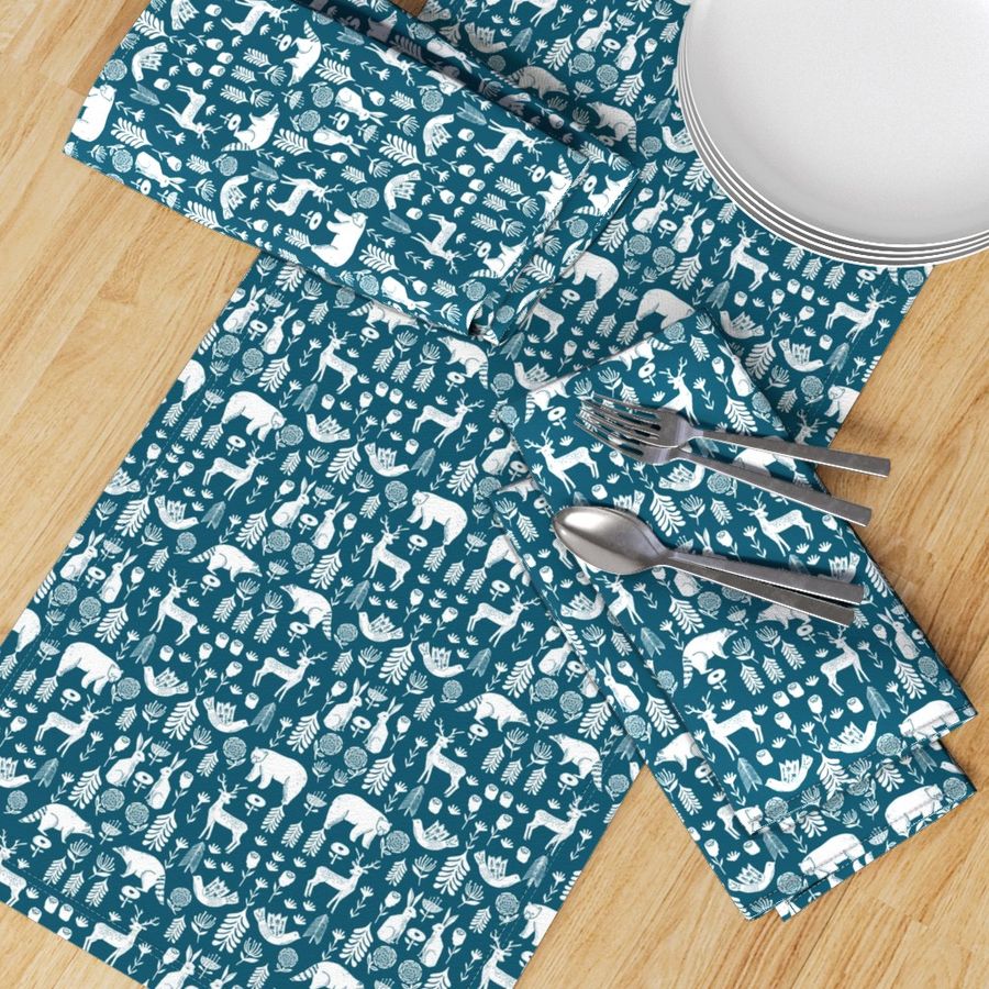 HOME_GOOD_TABLE_RUNNER