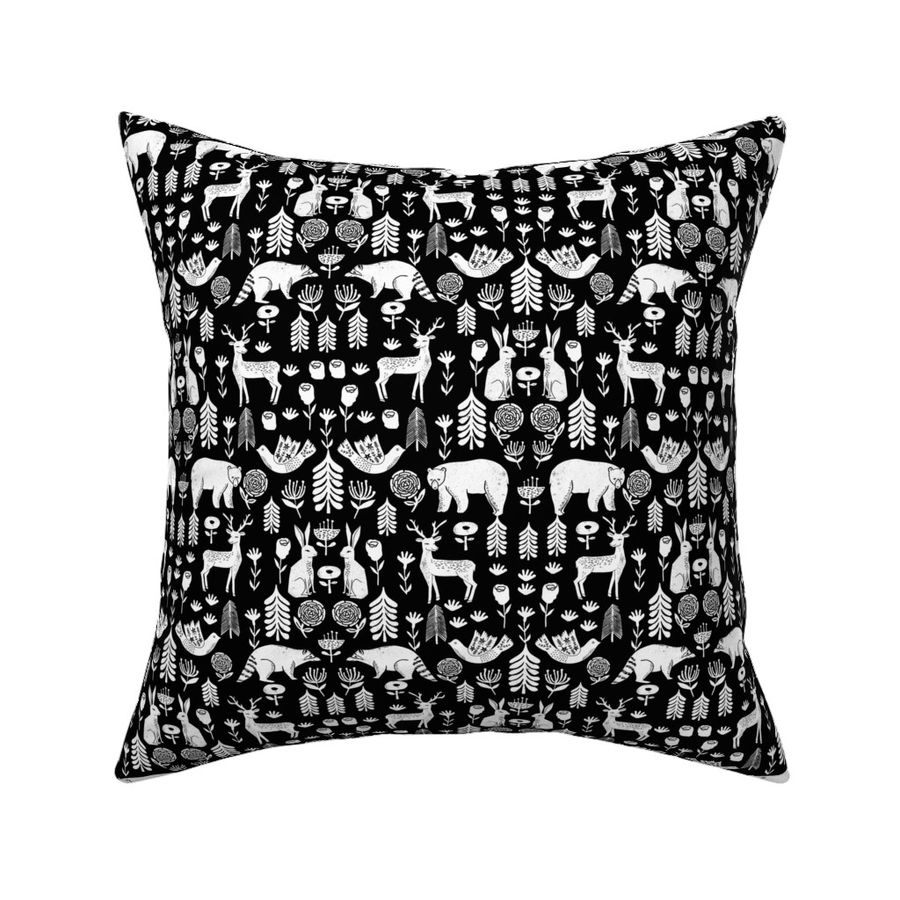 HOME_GOOD_SQUARE_THROW_PILLOW