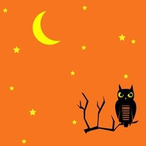 halloween owl under the moon