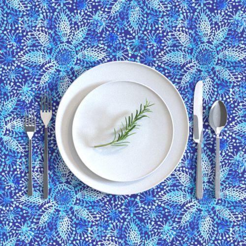 HOME_GOOD_RECTANGULAR_TABLE_CLOTH