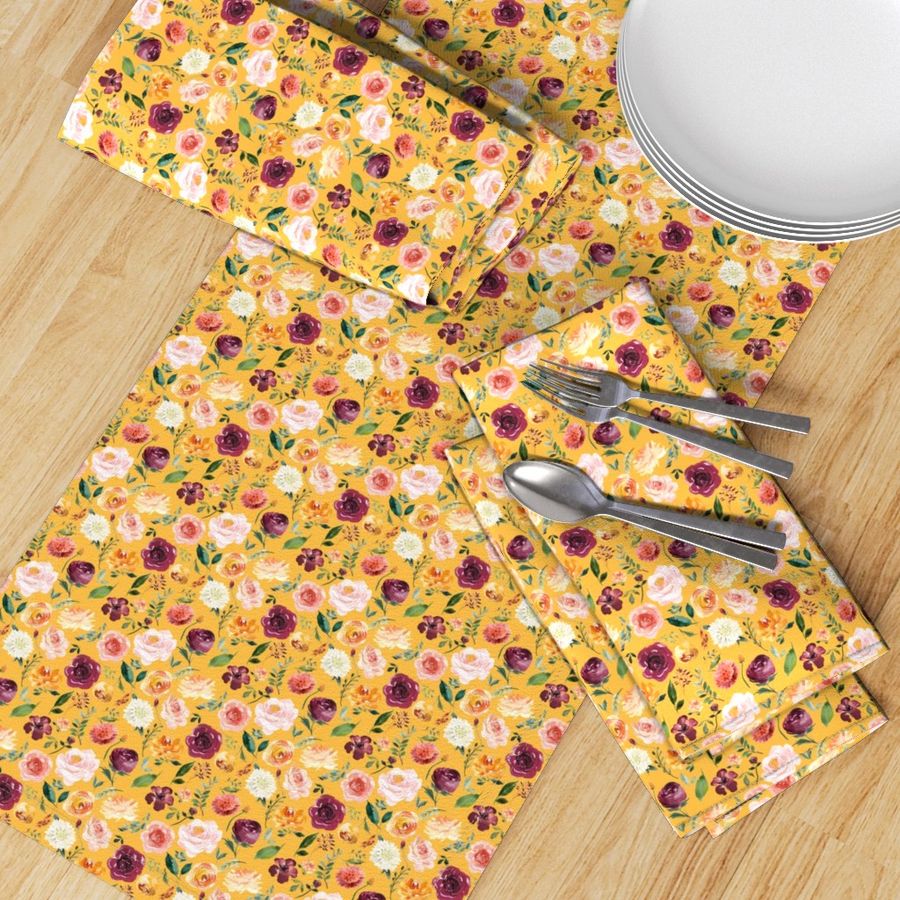 HOME_GOOD_TABLE_RUNNER