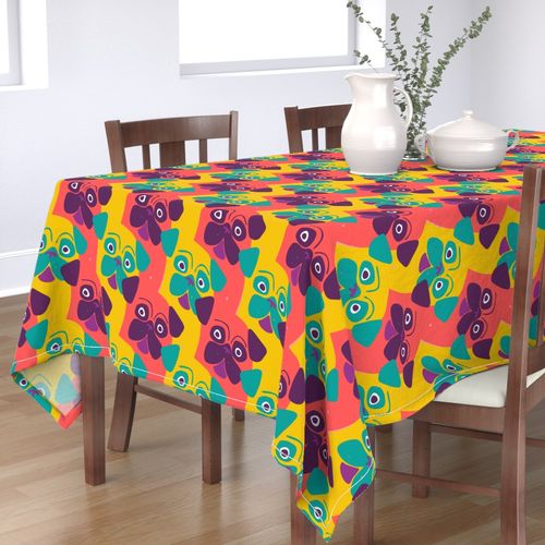 HOME_GOOD_RECTANGULAR_TABLE_CLOTH