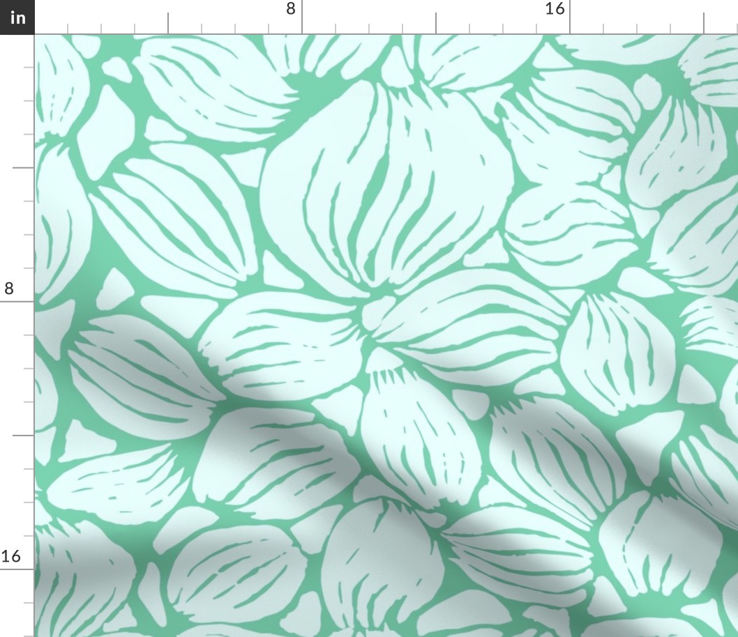 MINT PETALS ON MID TURQUOISE