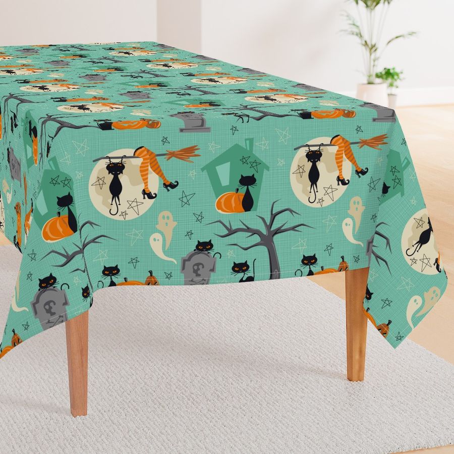 HOME_GOOD_RECTANGULAR_TABLE_CLOTH