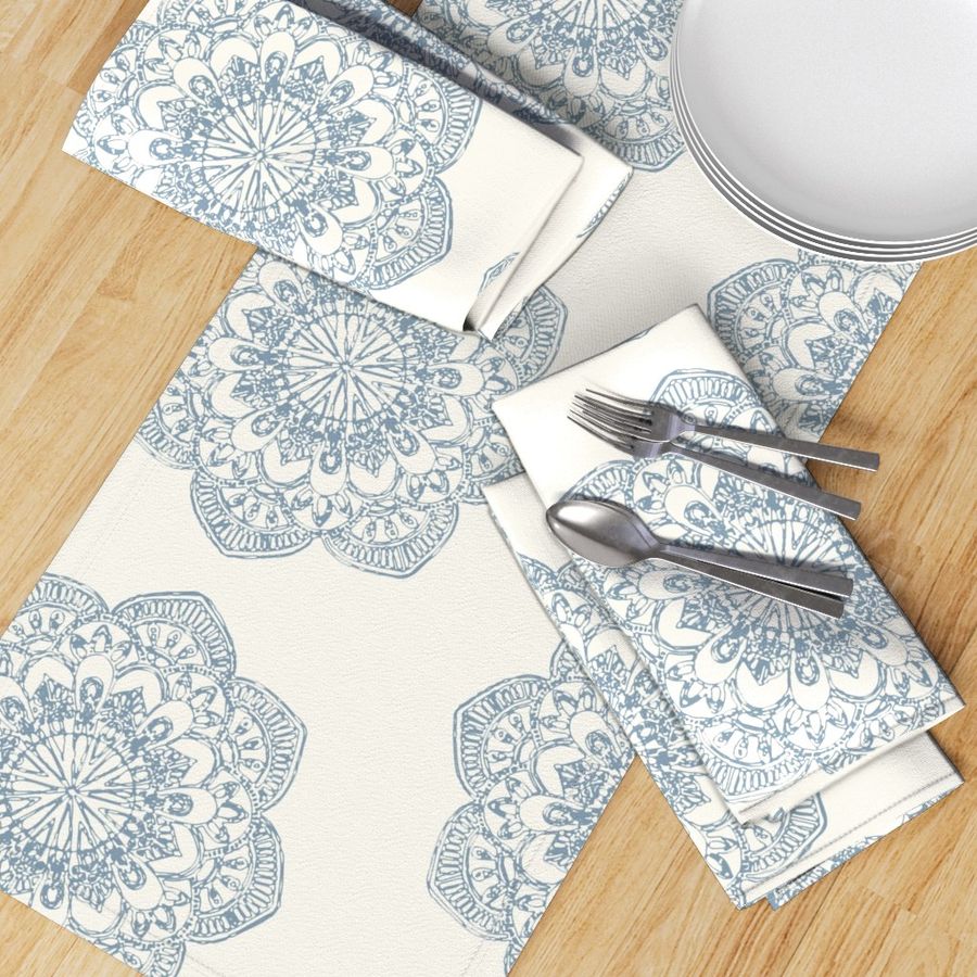 HOME_GOOD_TABLE_RUNNER