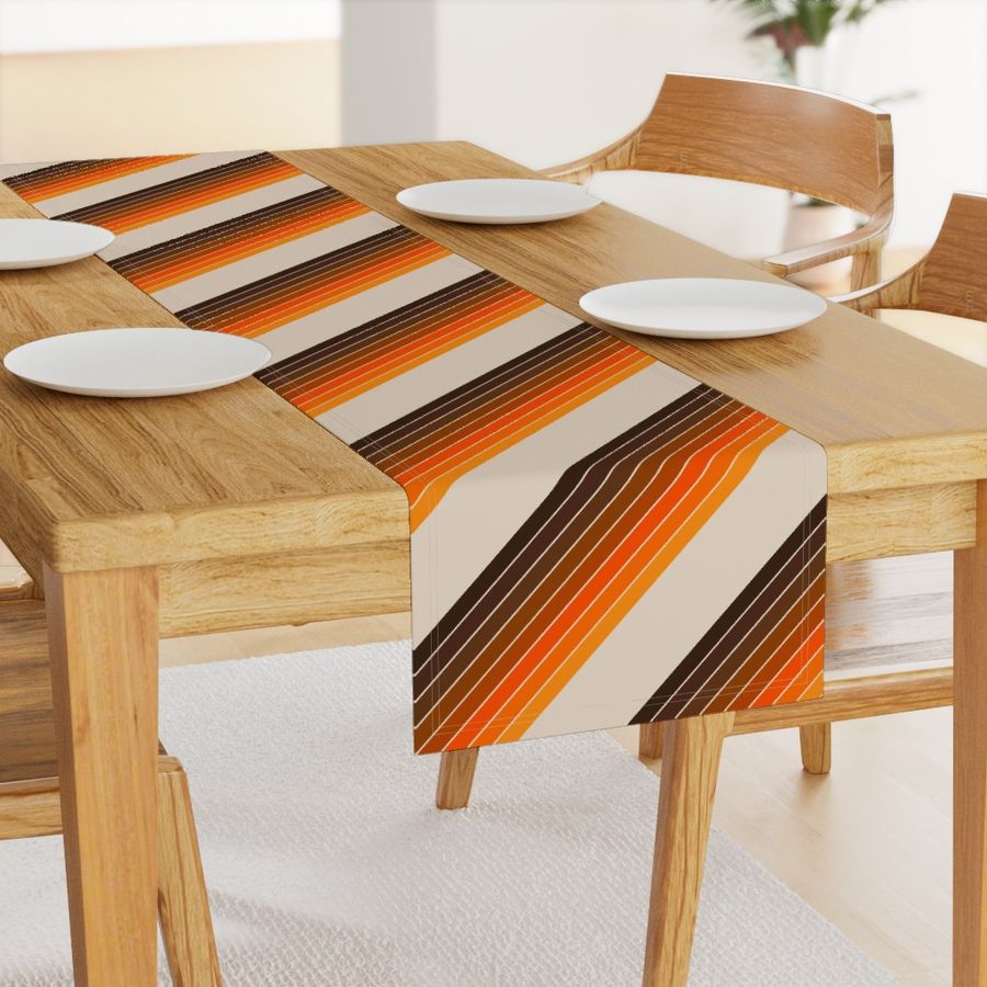 HOME_GOOD_TABLE_RUNNER