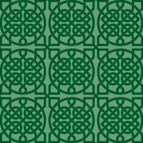 Celtic Knot - 39 crossings (forest green) - 2in