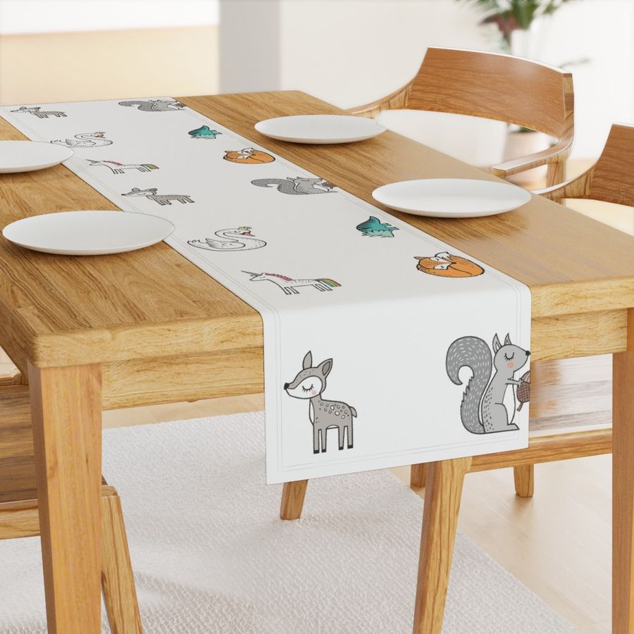 HOME_GOOD_TABLE_RUNNER