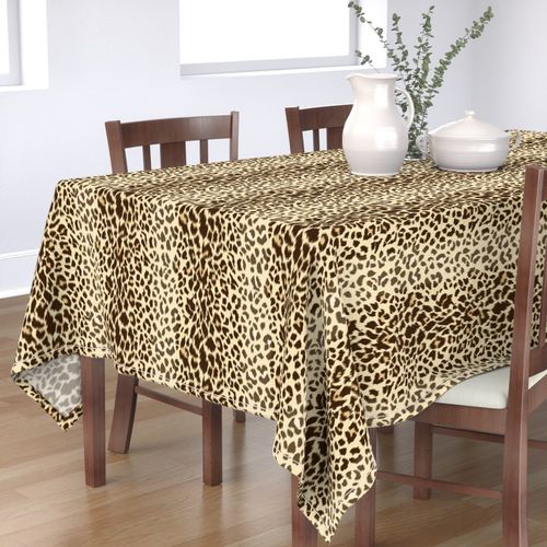 HOME_GOOD_RECTANGULAR_TABLE_CLOTH