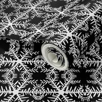 B&W Snowflake, Patterned