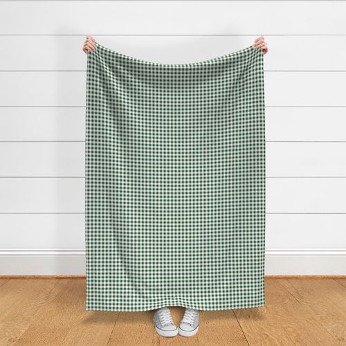 Half Inch Hunter Green and White Gingham - Spoonflower