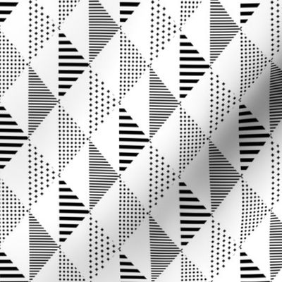 geo cool triangles black and white