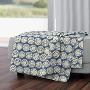 flower block ivory blue