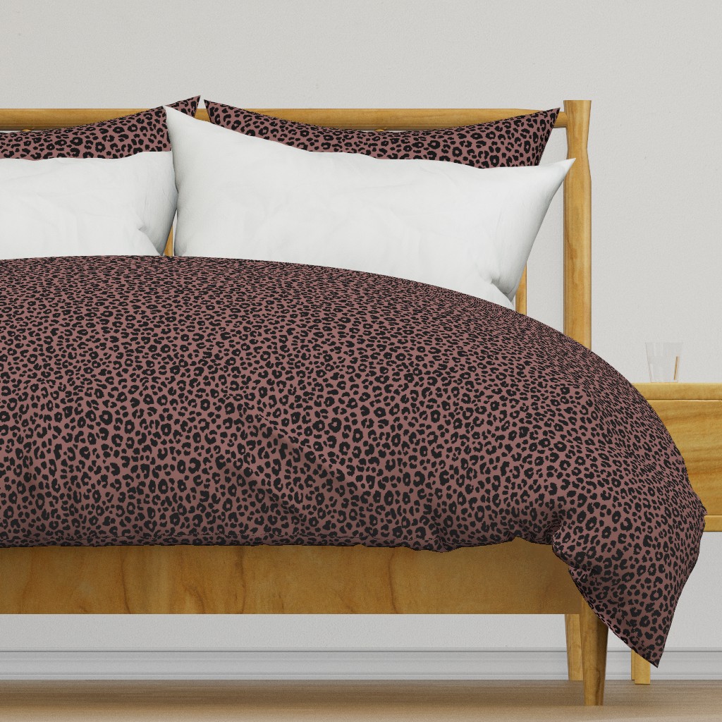 Pale Mauve - Leopard