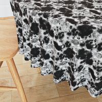 Longhorn Cowhide Black and White