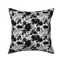 Longhorn Cowhide Black and White