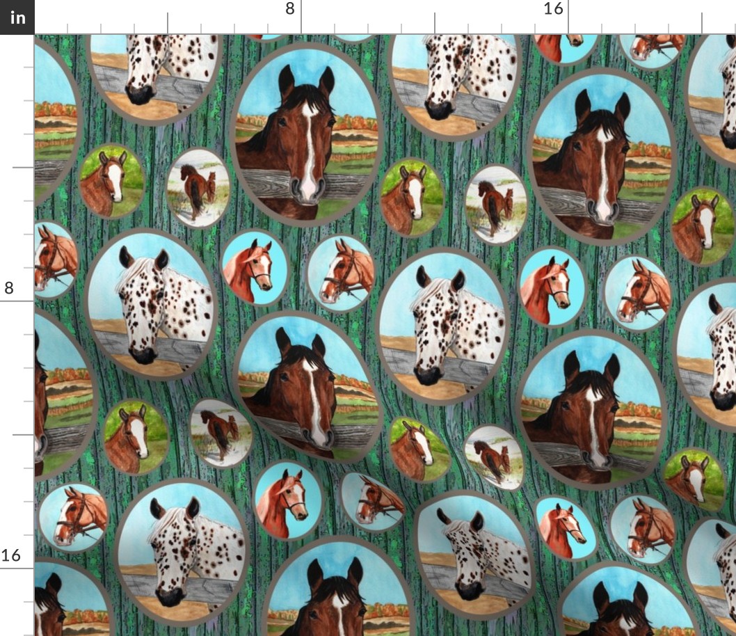 horse_portraits_barn_boards_green_8x8