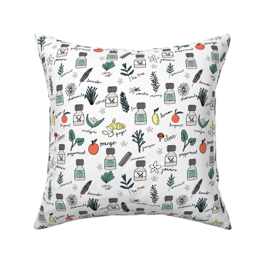 HOME_GOOD_SQUARE_THROW_PILLOW