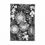 Botanical Sunflower Bouquet Teatowel black