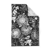 Botanical Sunflower Bouquet Teatowel black