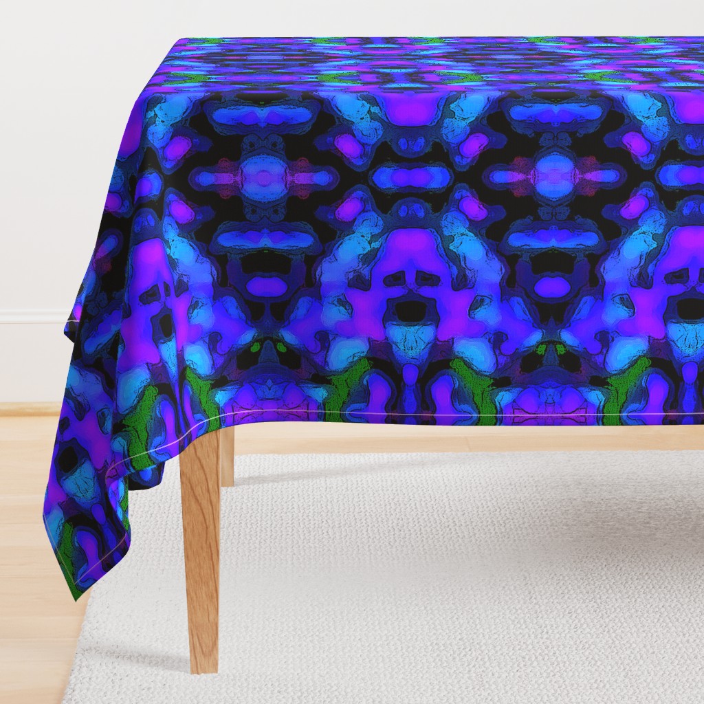 24" LARGE Malam Purple/Peri Tie-Dye Kilim