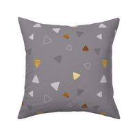 Multi Triangles - Gray