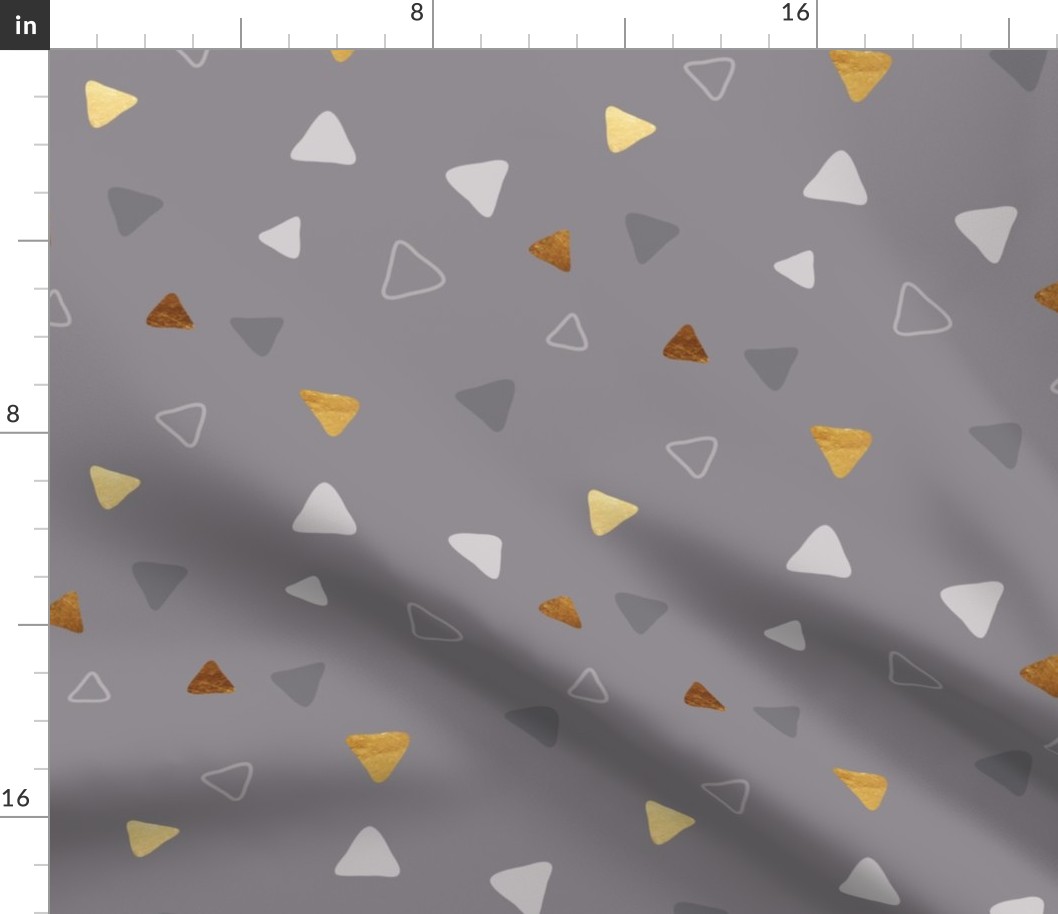 Multi Triangles - Gray