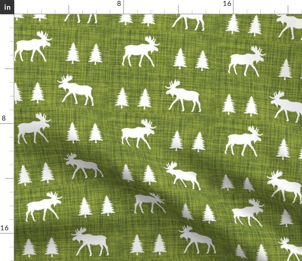 moose trot // 165-8 linen