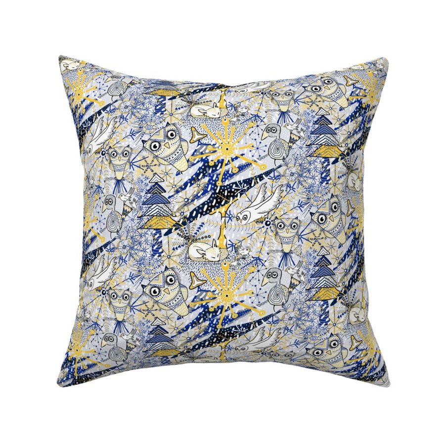 HOME_GOOD_SQUARE_THROW_PILLOW