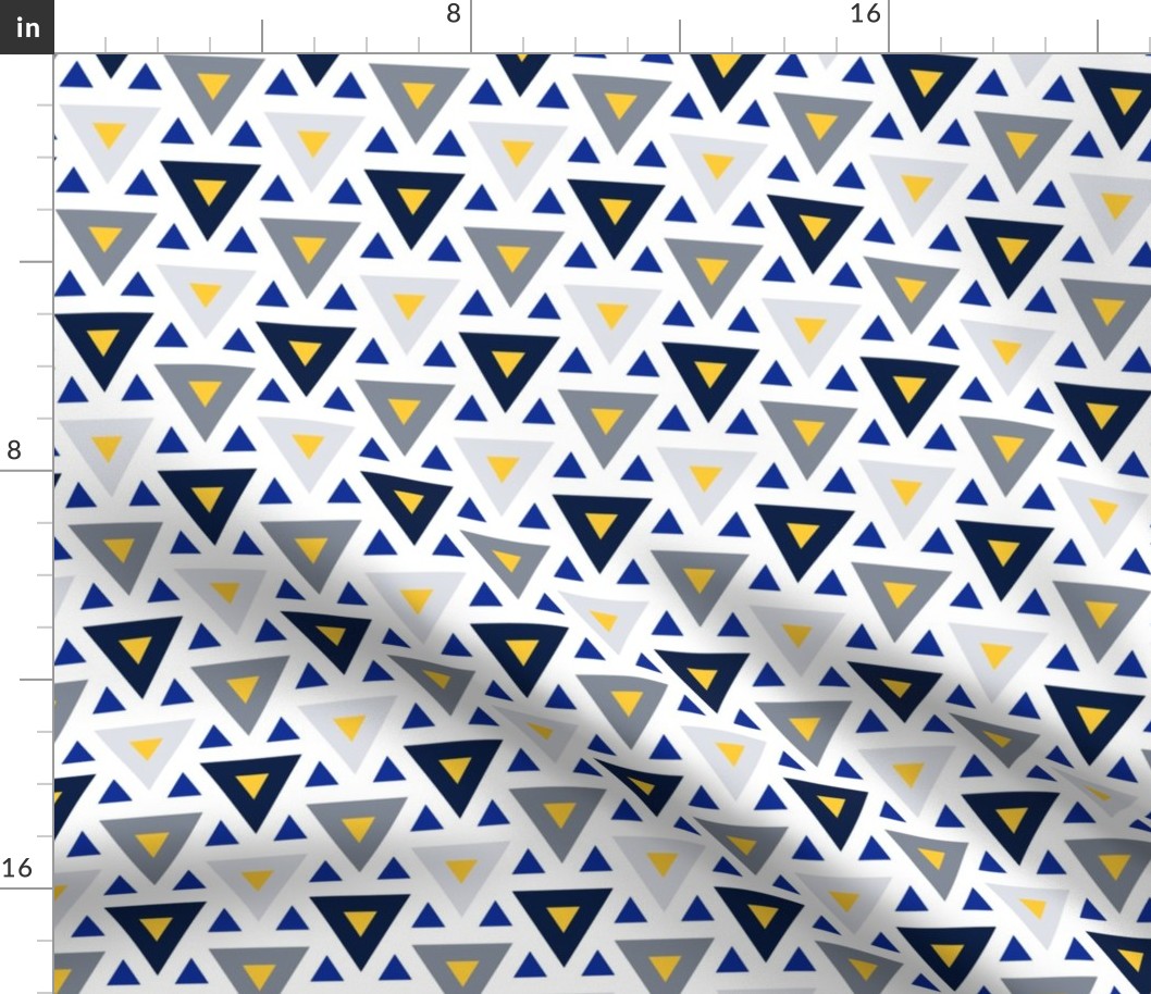 06912204 : triangle2to1 : spoonflower0415