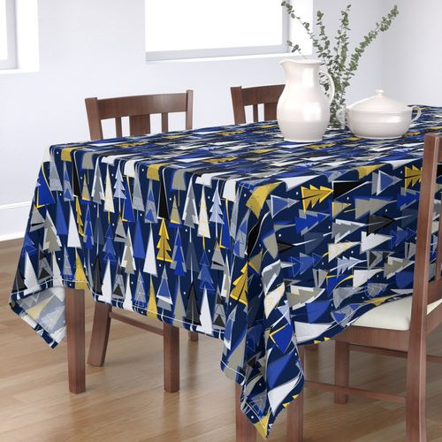 HOME_GOOD_RECTANGULAR_TABLE_CLOTH