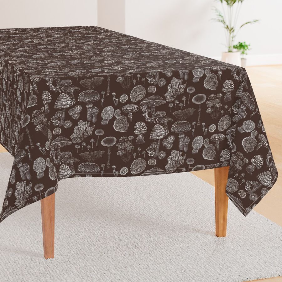 HOME_GOOD_RECTANGULAR_TABLE_CLOTH