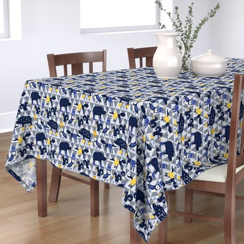 HOME_GOOD_RECTANGULAR_TABLE_CLOTH