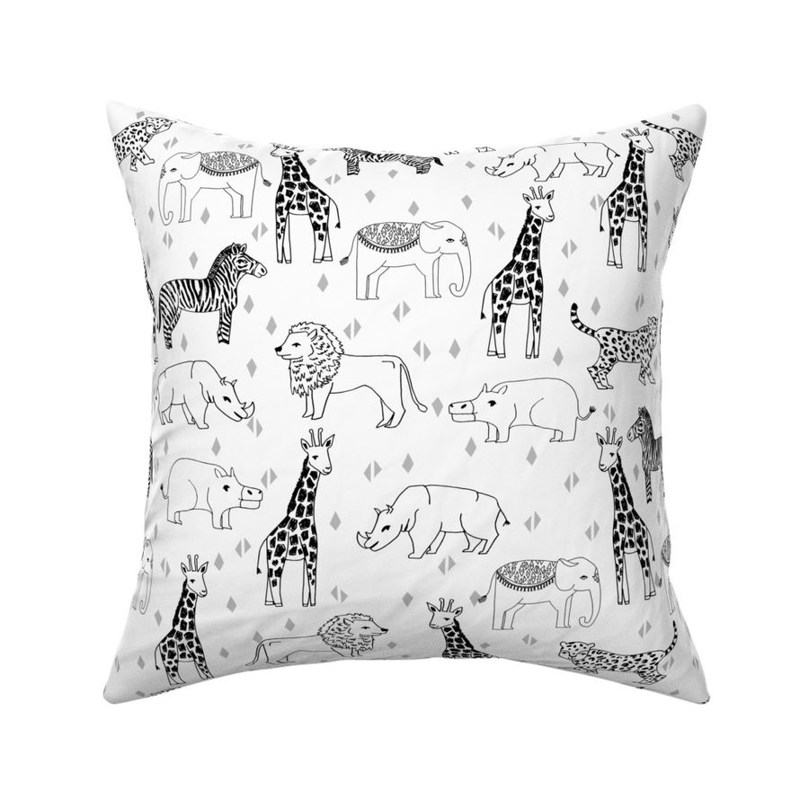 HOME_GOOD_SQUARE_THROW_PILLOW