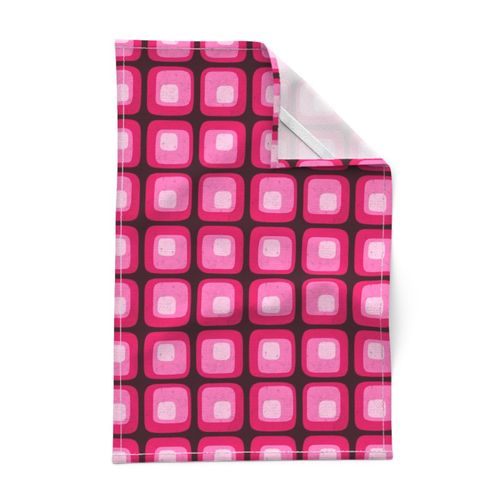 60s Pink Mod Squares with Speckles