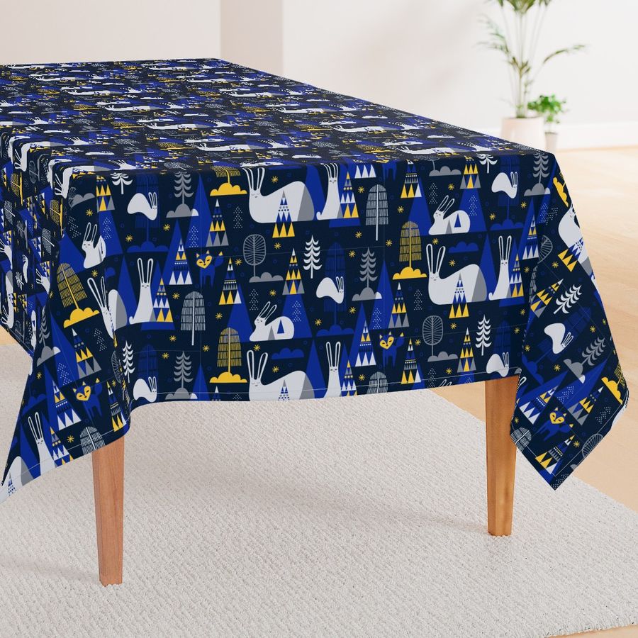 HOME_GOOD_RECTANGULAR_TABLE_CLOTH