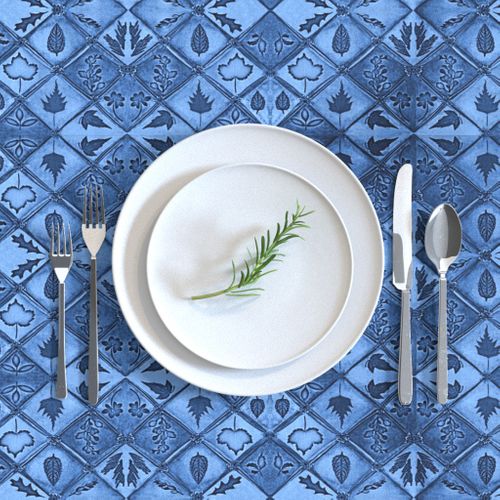 HOME_GOOD_RECTANGULAR_TABLE_CLOTH